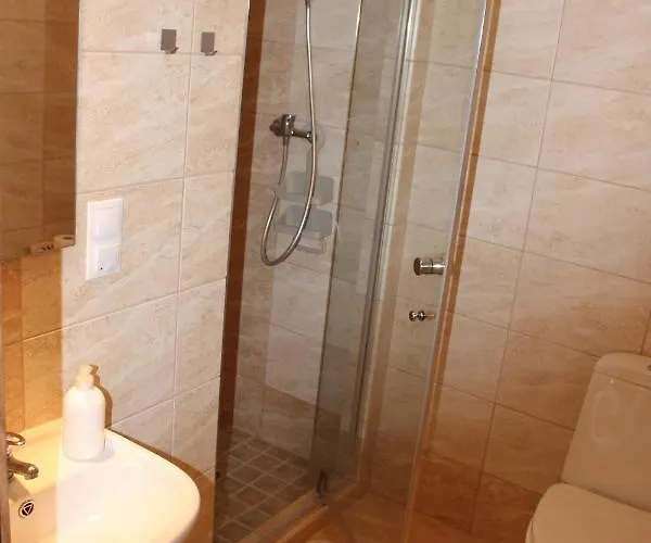 Flauta Ii Homestay szállás