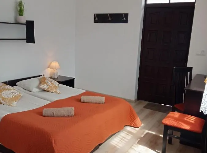 Flauta Ii Проживание в семье