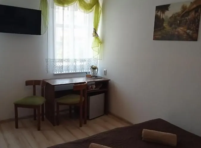 Проживание в семье Flauta Ii